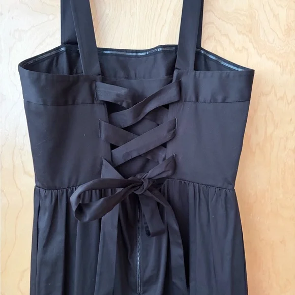 ALICE + OLIVIA Saige Tiered Midi Dress - Picture 4 of 6